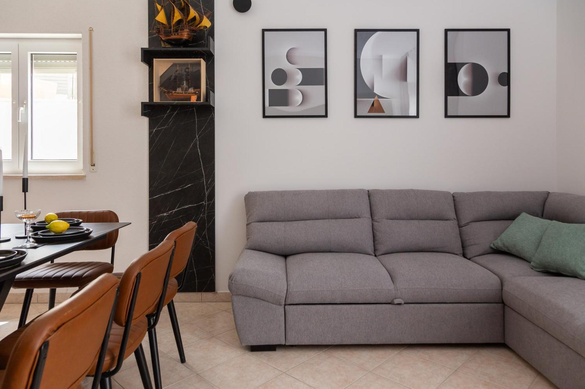 Bella Figura Apartments - Heated Pool Omiš Екстериор снимка